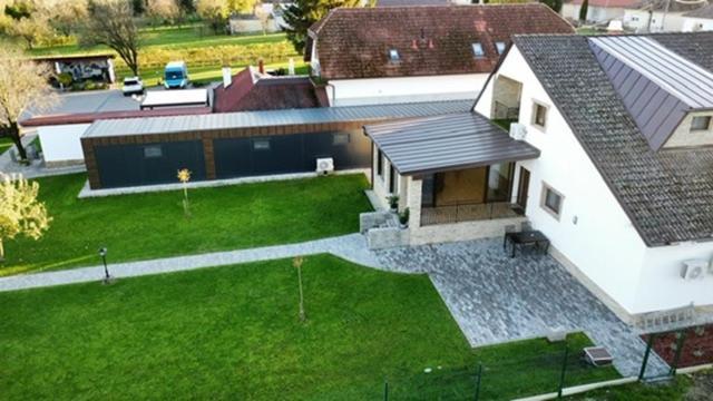 Kukorica Csarda Apartman 2 Balatonujlak Exteriér fotografie